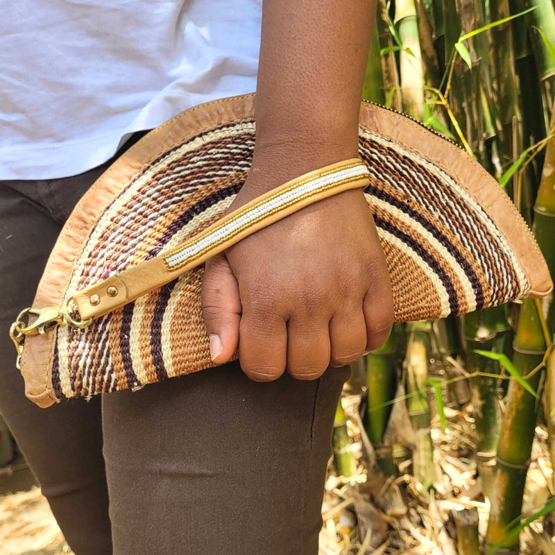 Fineweave clutch bag with strap - natural collection