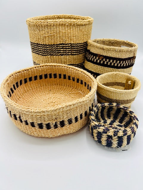 Set of 5 baskets . sisal . practical weave . one-of-a-kind .