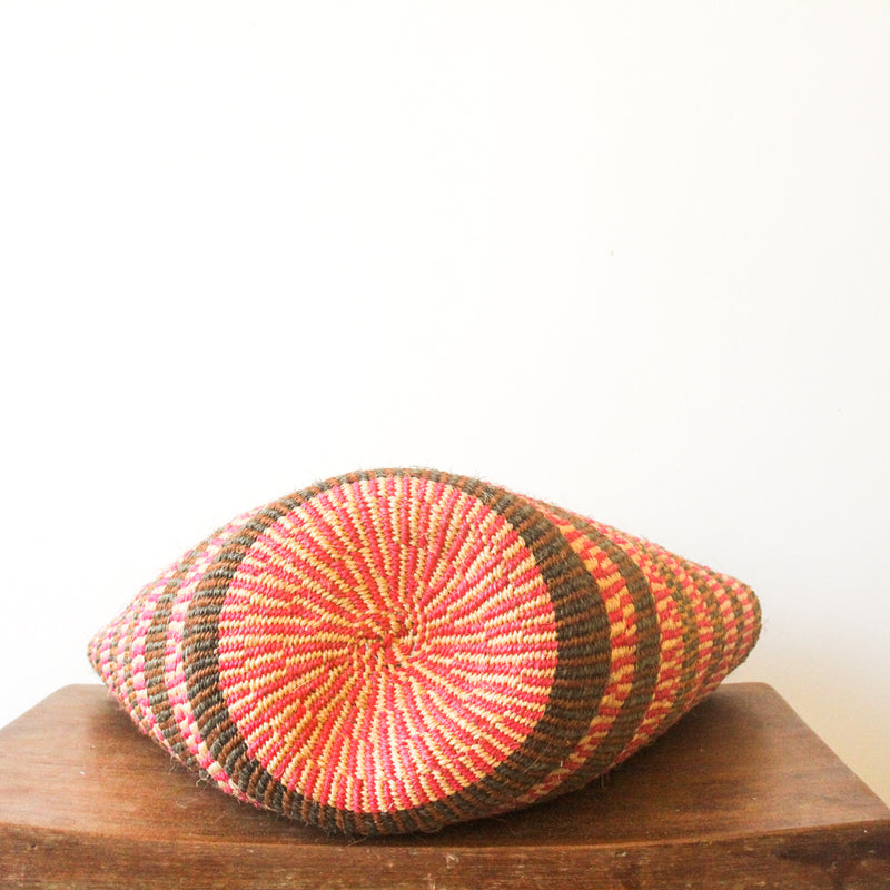 L . basket . sisal . fineweave . colourful . one-of-a-kind . 108