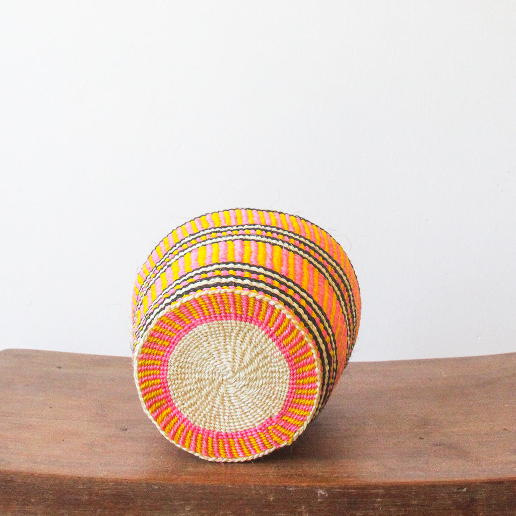 XS . basket . sisal . fineweave . colourful . one-of-a-kind . 108