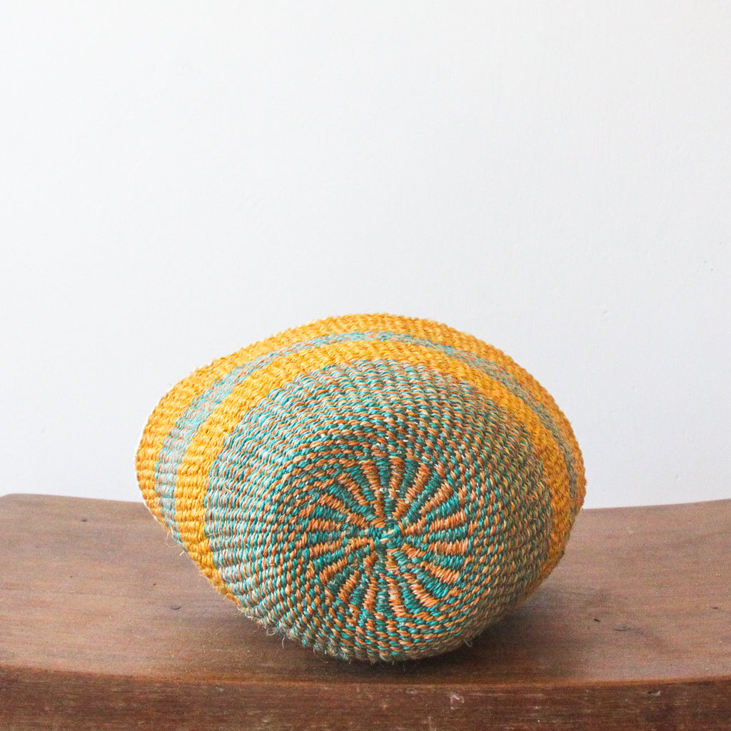 XS . basket . sisal . fineweave . colourful . one-of-a-kind . 122