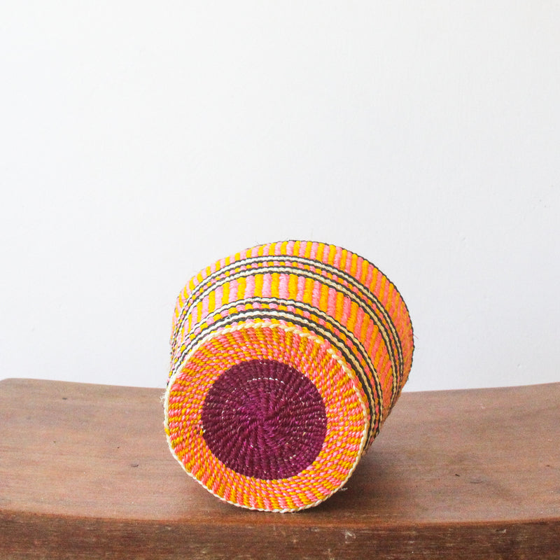 XS . basket . sisal . fineweave . colourful . one-of-a-kind . 125