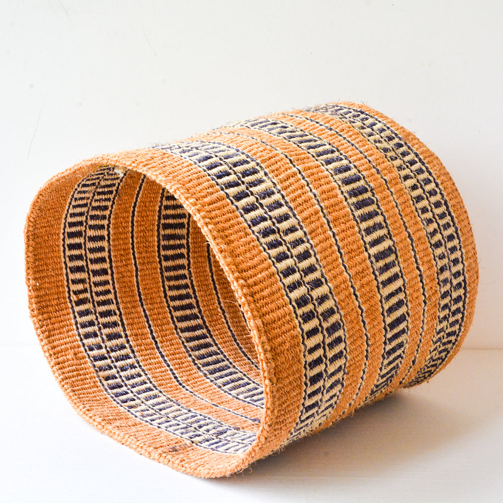 L . basket . sisal . practical weave . one-of-a-kind . BW105