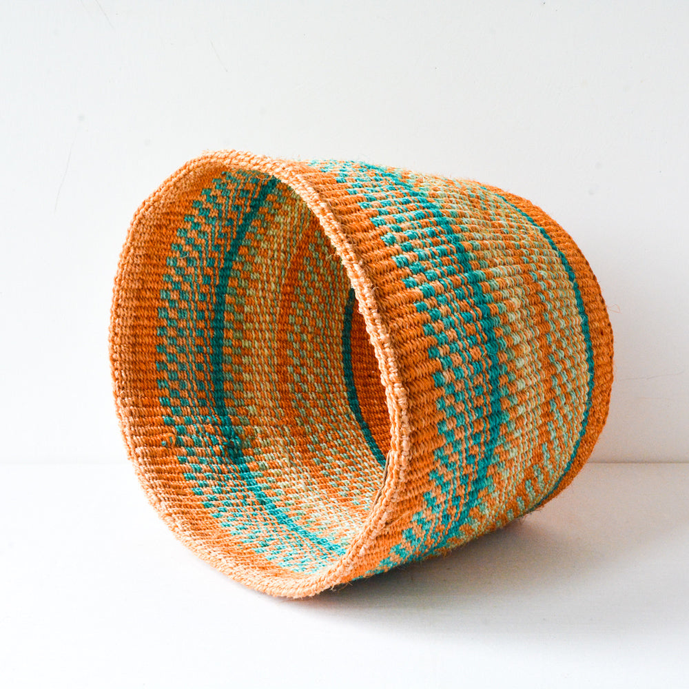 L . basket . sisal . practical weave . one-of-a-kind . B104