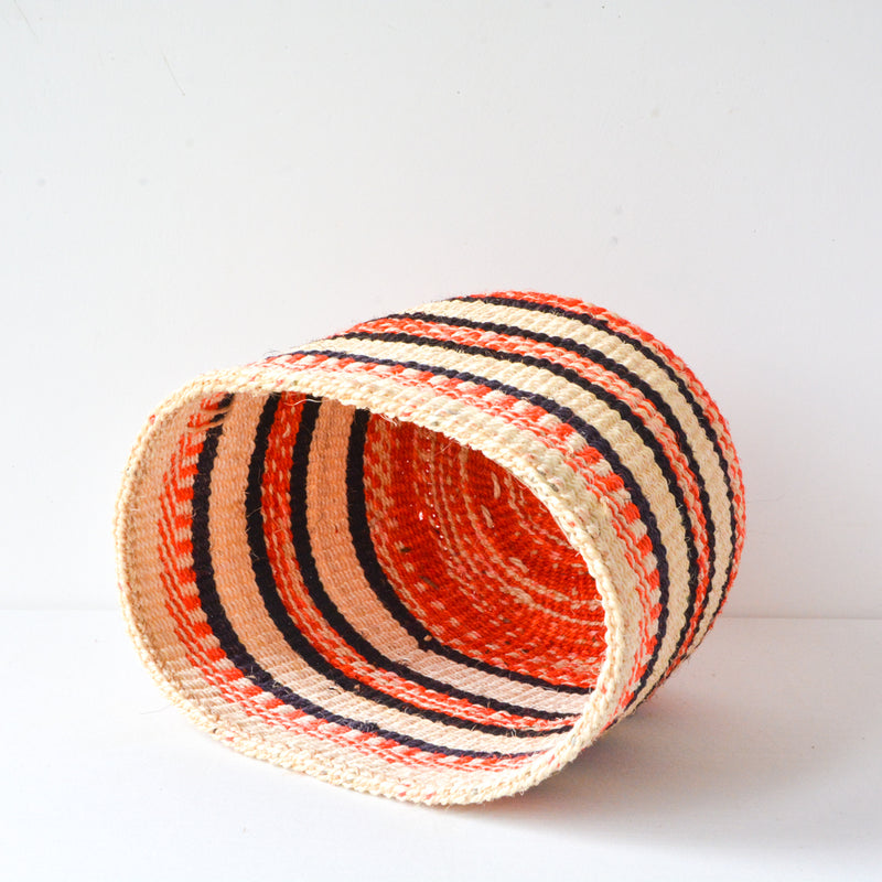 M . basket . sisal . practical weave . one-of-a-kind . F103
