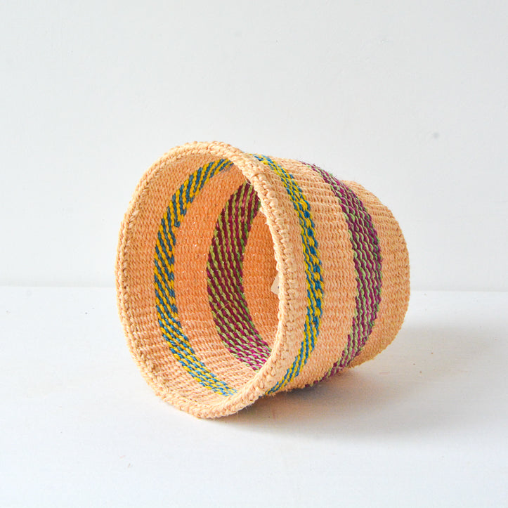 XS . basket . sisal . practical weave . one-of-a-kind . F105