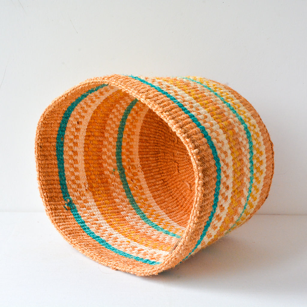 M . basket . sisal . practical weave . one-of-a-kind . G106