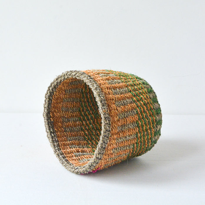 XS . basket . sisal . practical weave . one-of-a-kind . G105