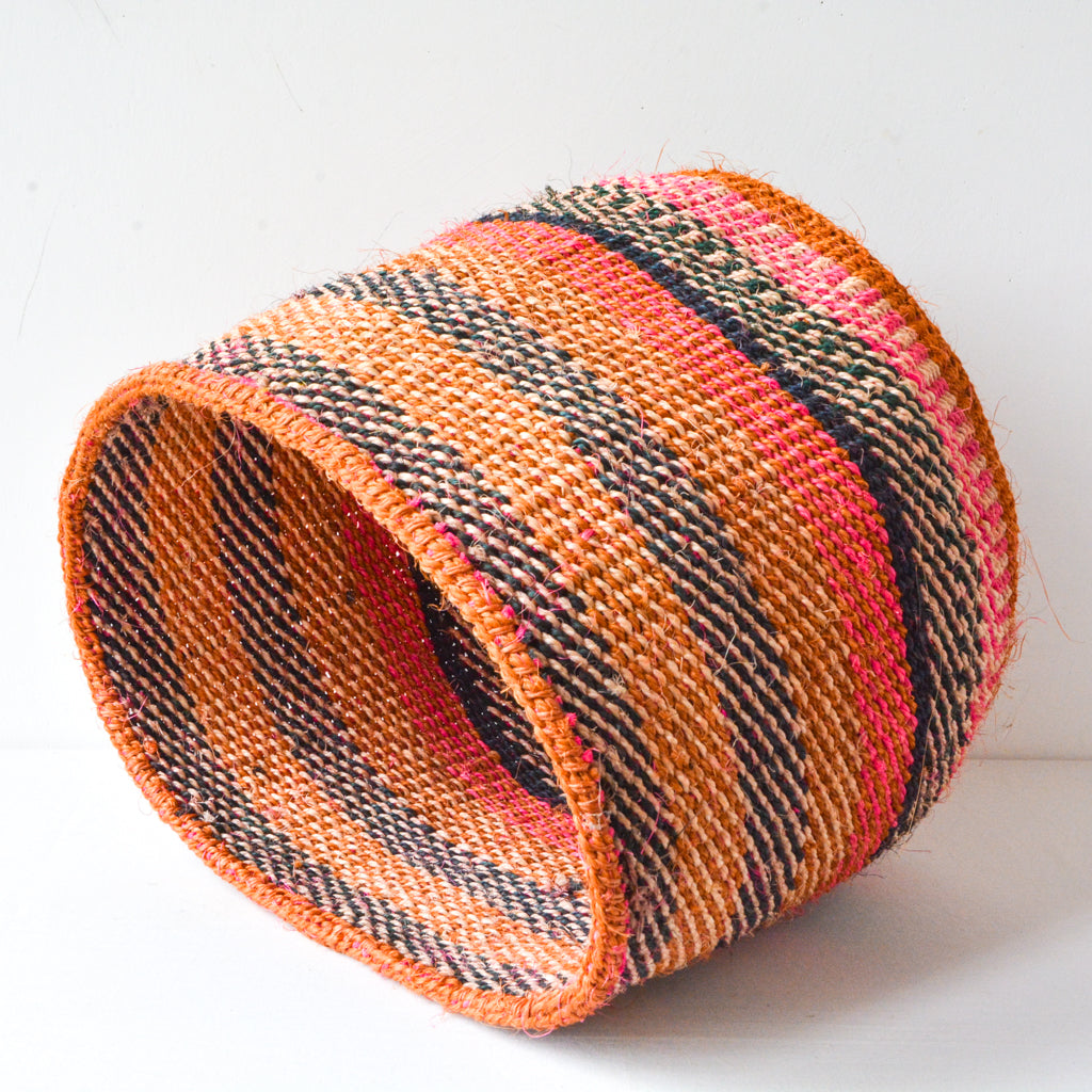 L . basket . sisal . practical weave . one-of-a-kind . O101