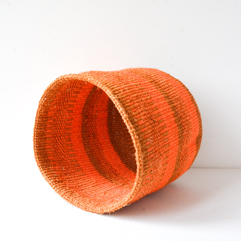 M . basket . sisal . practical weave . one-of-a-kind . O106